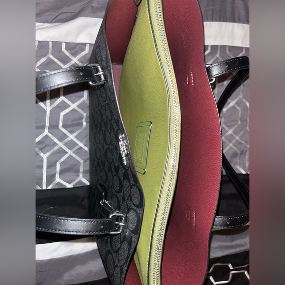 Coach Mollie Tote In Signature Canvas Bag - Picture 2 of 4